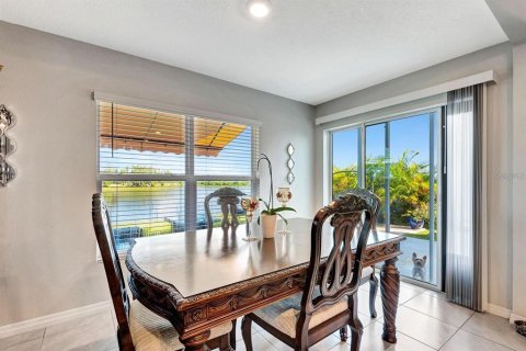 House in Bradenton, Florida 3 bedrooms, 182.09 sq.m. № 2117054 - photo 13