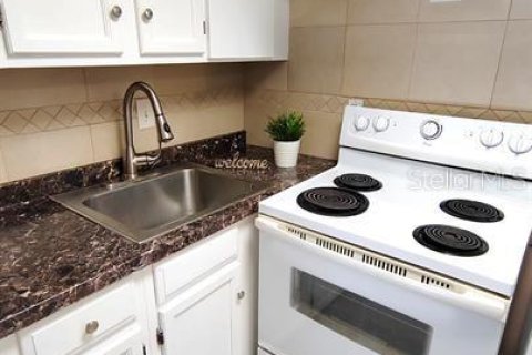 Condominio en alquiler en Clearwater, Florida, 1 dormitorio, 46.45 m2 № 1767936 - foto 7