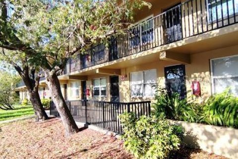 Condominio en alquiler en Clearwater, Florida, 1 dormitorio, 46.45 m2 № 1767936 - foto 1