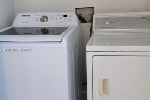 Купить кондоминиум в Дейви, Флорида 2 спальни, 102.19м2, № 2000526 - фото 16