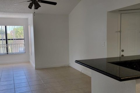 Купить кондоминиум в Дейви, Флорида 2 спальни, 102.19м2, № 2000526 - фото 6