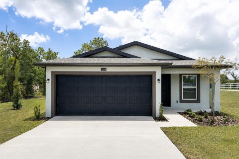 House in Weeki Wachee, Florida 2 bedrooms, 95.88 sq.m. № 2201762