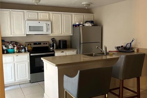 Townhouse in Orlando, Florida 2 bedrooms, 119.38 sq.m. № 1592476 - photo 10
