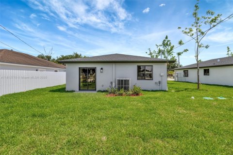 House in Miami Gardens, Florida 3 bedrooms № 1759056 - photo 11
