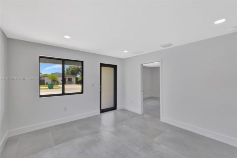House in Miami Gardens, Florida 3 bedrooms № 1759056 - photo 25
