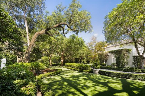 Casa en venta en Miami, Florida, 6 dormitorios, 820.14 m2 № 1807727 - foto 18