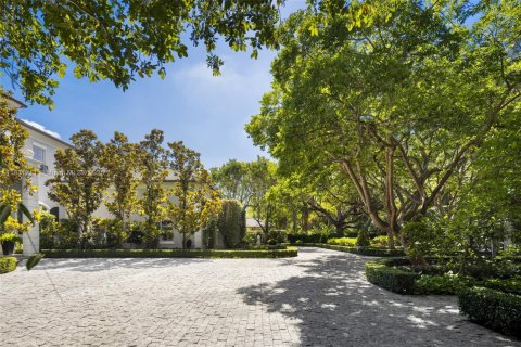 Casa en venta en Miami, Florida, 6 dormitorios, 820.14 m2 № 1807727 - foto 16