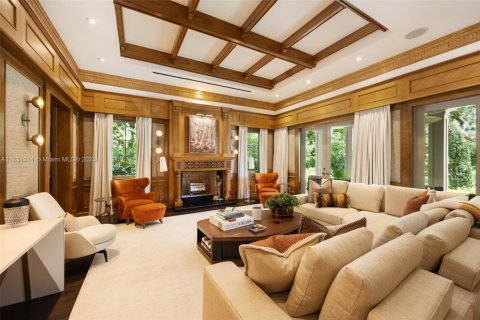 Casa en venta en Miami, Florida, 6 dormitorios, 820.14 m2 № 1807727 - foto 23