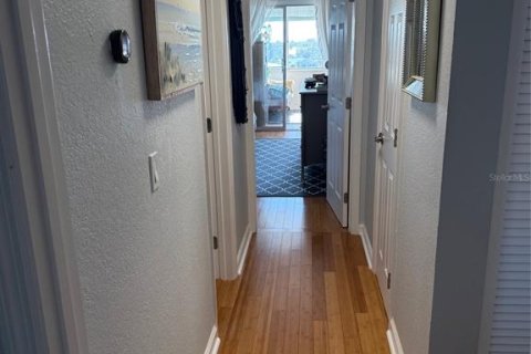 Condominio en alquiler en South Pasadena, Florida, 2 dormitorios, 117.06 m2 № 1918466 - foto 17
