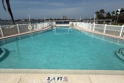 Condominio en alquiler en South Pasadena, Florida, 2 dormitorios, 117.06 m2 № 1918466 - foto 20