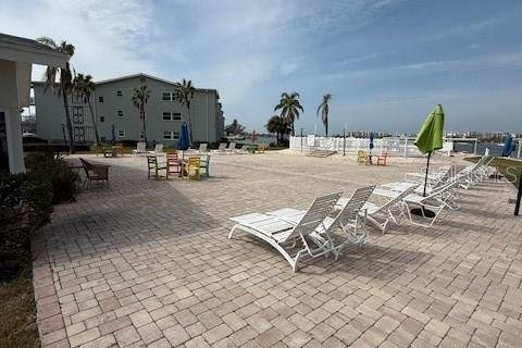 Condominio en alquiler en South Pasadena, Florida, 2 dormitorios, 117.06 m2 № 1918466 - foto 21