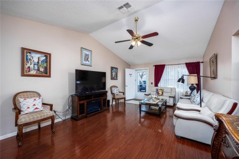 House in Ocala, Florida 2 bedrooms, 139.54 sq.m. № 1560011 - photo 9