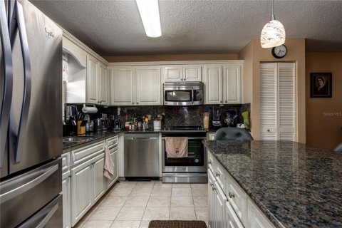 House in Ocala, Florida 2 bedrooms, 139.54 sq.m. № 1560011 - photo 17