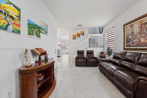 Touwnhouse à vendre à Homestead, Floride: 4 chambres, 169.08 m2 № 2059767 - photo 6