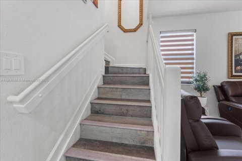 Touwnhouse à vendre à Homestead, Floride: 4 chambres, 169.08 m2 № 2059767 - photo 15