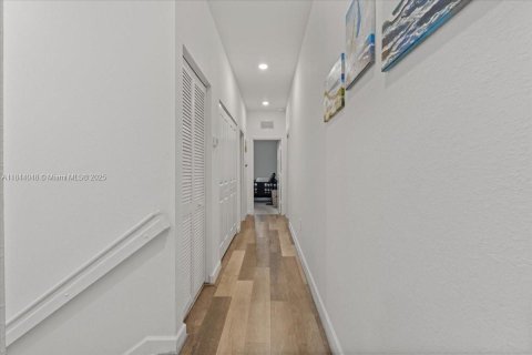 Touwnhouse à vendre à Homestead, Floride: 4 chambres, 169.08 m2 № 2059767 - photo 16