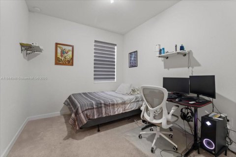 Touwnhouse à vendre à Homestead, Floride: 4 chambres, 169.08 m2 № 2059767 - photo 18