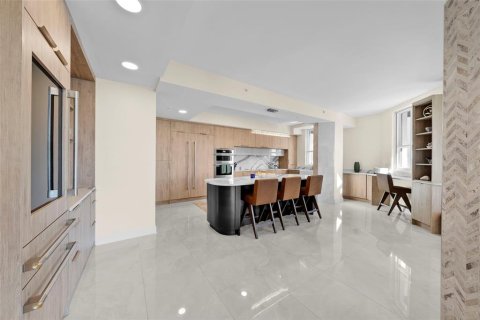 Copropriété à vendre à Tampa, Floride: 2 chambres, 244.89 m2 № 2199297 - photo 16