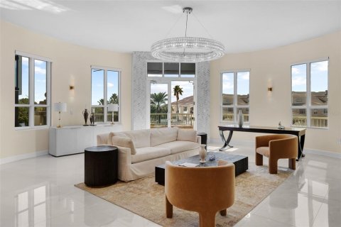 Copropriété à vendre à Tampa, Floride: 2 chambres, 244.89 m2 № 2199297 - photo 4