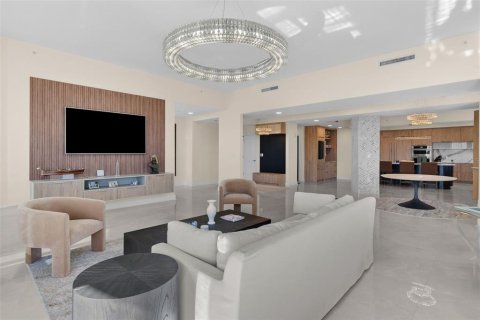 Copropriété à vendre à Tampa, Floride: 2 chambres, 244.89 m2 № 2199297 - photo 12