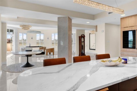 Copropriété à vendre à Tampa, Floride: 2 chambres, 244.89 m2 № 2199297 - photo 23