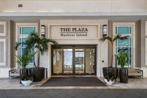 Copropriété à vendre à Tampa, Floride: 2 chambres, 244.89 m2 № 2199297 - photo 2
