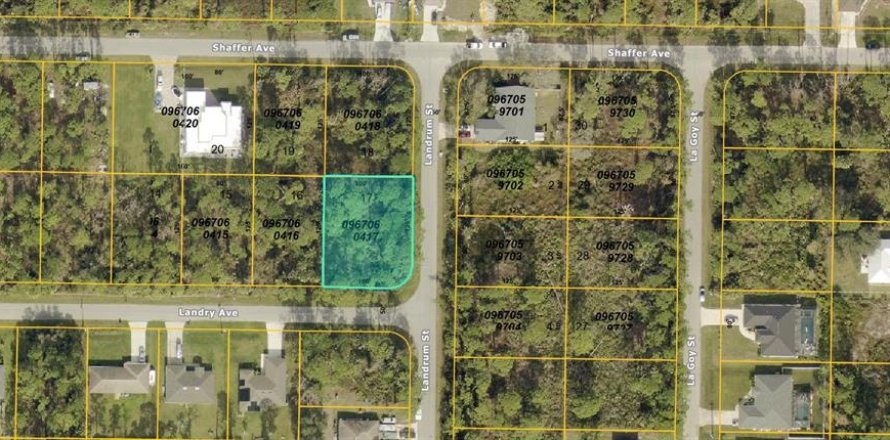 Land in North Port, Florida № 2165359