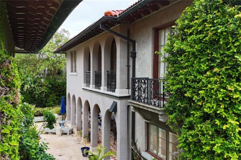 Купить виллу или дом в Тампа, Флорида 12 комнат, 729.65м2, № 1913497 - фото 7