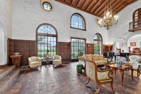 Купить виллу или дом в Тампа, Флорида 12 комнат, 729.65м2, № 1913497 - фото 18