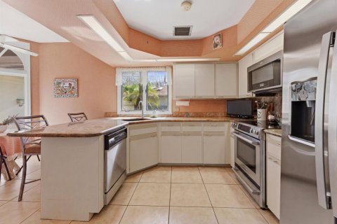 Casa en venta en Stuart, Florida, 3 dormitorios, 223.06 m2 № 2179056 - foto 9