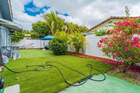 Casa en alquiler en Tamarac, Florida, 3 dormitorios, 121.89 m2 № 2056041 - foto 22