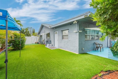 Casa en alquiler en Tamarac, Florida, 3 dormitorios, 121.89 m2 № 2056041 - foto 24