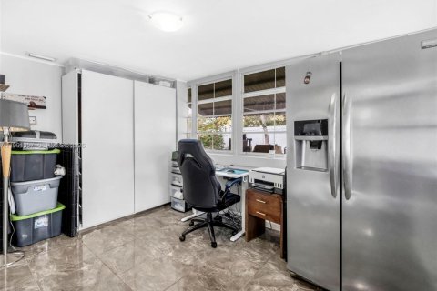 Casa en alquiler en Tamarac, Florida, 3 dormitorios, 121.89 m2 № 2056041 - foto 12