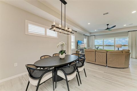Casa en venta en Sarasota, Florida, 3 dormitorios, 200.39 m2 № 1777531 - foto 9