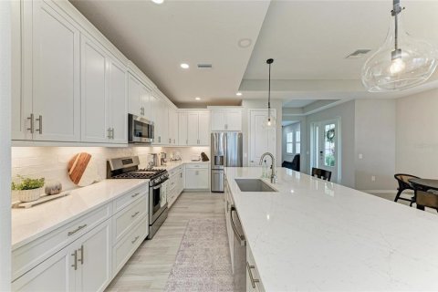 Casa en venta en Sarasota, Florida, 3 dormitorios, 200.39 m2 № 1777531 - foto 13