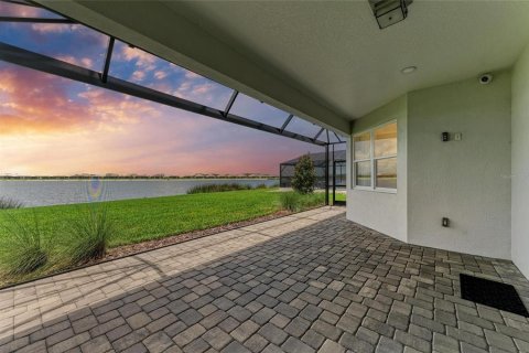 Casa en venta en Sarasota, Florida, 3 dormitorios, 200.39 m2 № 1777531 - foto 2