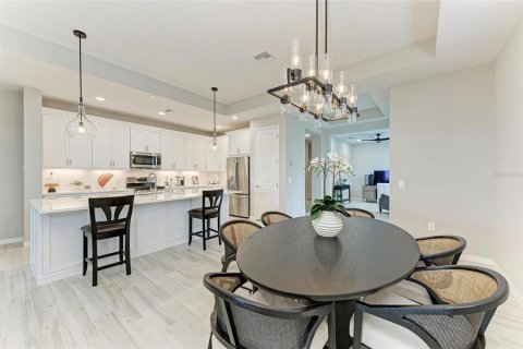 Casa en venta en Sarasota, Florida, 3 dormitorios, 200.39 m2 № 1777531 - foto 10