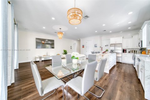 Villa ou maison à vendre à Dania Beach, Floride: 3 chambres, 206.8 m2 № 2077619 - photo 12