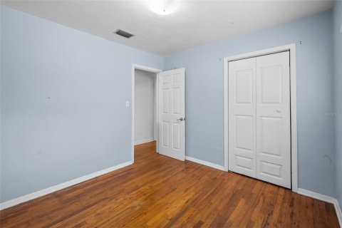 House in Gainesville, Florida 4 bedrooms, 116.31 sq.m. № 2224663 - photo 10