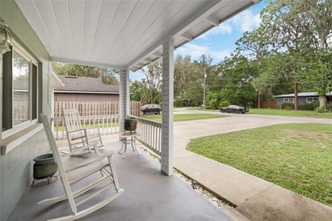 House in Gainesville, Florida 4 bedrooms, 116.31 sq.m. № 2224663 - photo 4