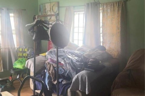 Casa en venta en Miami, Florida, 3 dormitorios, 73.76 m2 № 2056645 - foto 4