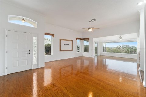 House in Lady Lake, Florida 3 bedrooms, 203.46 sq.m. № 1436908 - photo 14