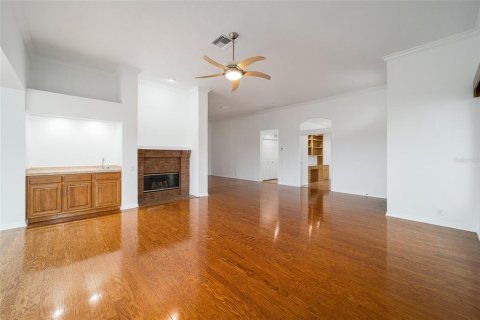 House in Lady Lake, Florida 3 bedrooms, 203.46 sq.m. № 1436908 - photo 16