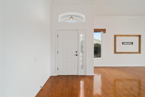 House in Lady Lake, Florida 3 bedrooms, 203.46 sq.m. № 1436908 - photo 13