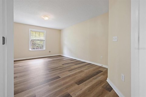 Casa en venta en Palm Coast, Florida, 4 dormitorios, 222.87 m2 № 2196915 - foto 5
