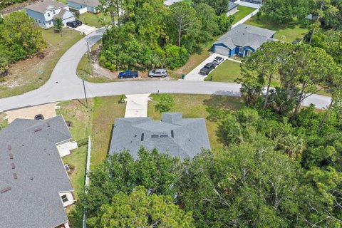 Casa en venta en Palm Coast, Florida, 4 dormitorios, 222.87 m2 № 2196915 - foto 24