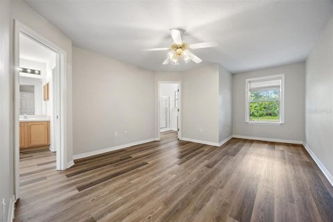 Casa en venta en Palm Coast, Florida, 4 dormitorios, 222.87 m2 № 2196915 - foto 12