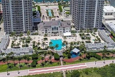 Copropriété à louer à Miami Beach, Floride: 2 chambres, 128.21 m2 № 1981723 - photo 10