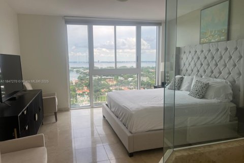 Copropriété à louer à Miami Beach, Floride: 2 chambres, 128.21 m2 № 1981723 - photo 17