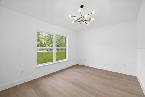 House in Citrus Springs, Florida 4 bedrooms, 162.21 sq.m. № 2391356 - photo 26